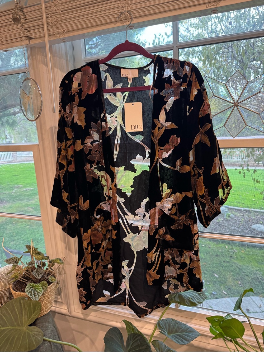 DR2 Black Velvet Floral Burnout Open Kimono